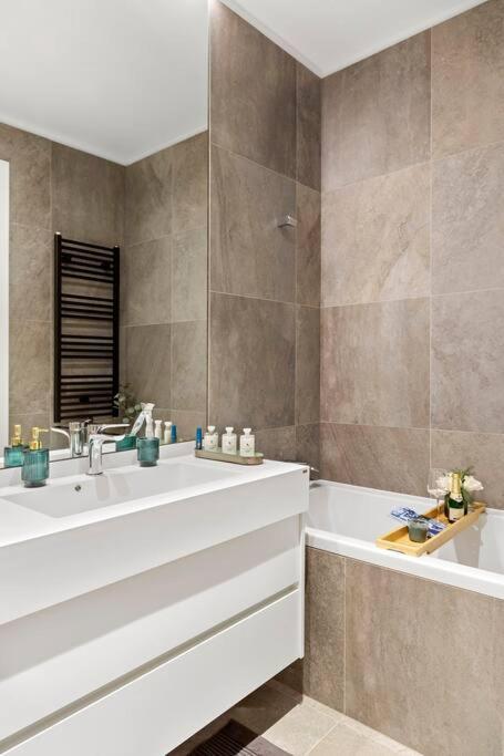 Floreasca Apartament On Business Centre بوخارست المظهر الخارجي الصورة